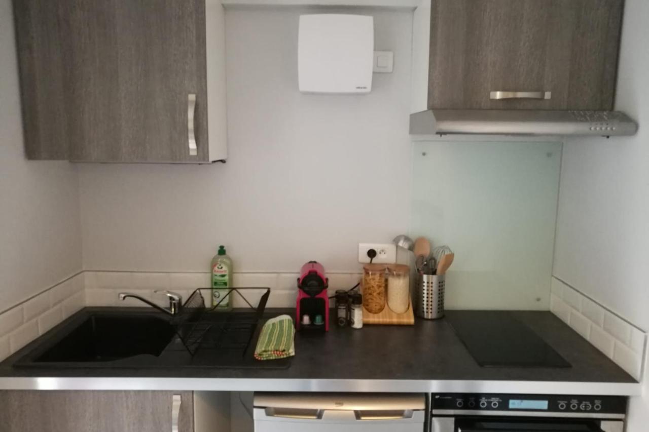 Le Cocon Des Monts D'or Apartment
